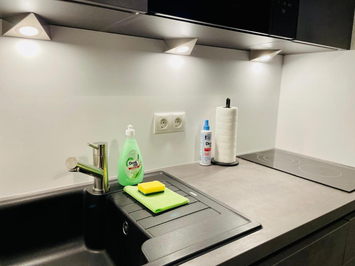 Klassen Stay - Exklusives Apartment Am Hbf - Kueche, Netflix, Kingsizebett 科布倫茨 外观 照片