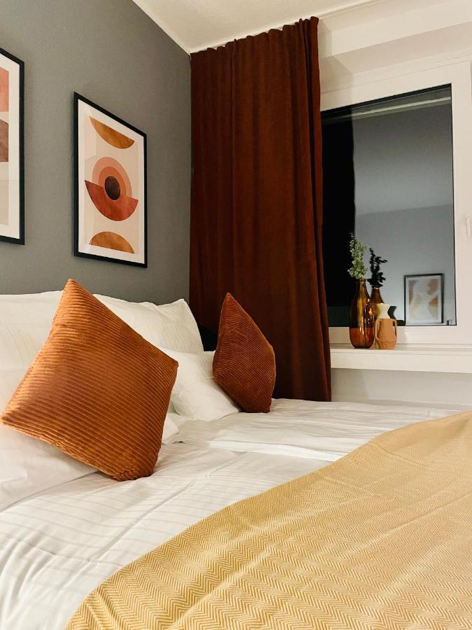 Klassen Stay - Exklusives Apartment Am Hbf - Kueche, Netflix, Kingsizebett 科布倫茨 外观 照片